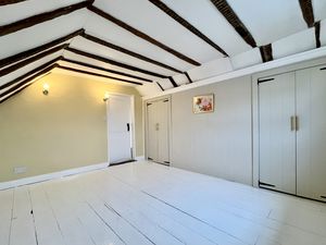 Photo 19- click for photo gallery